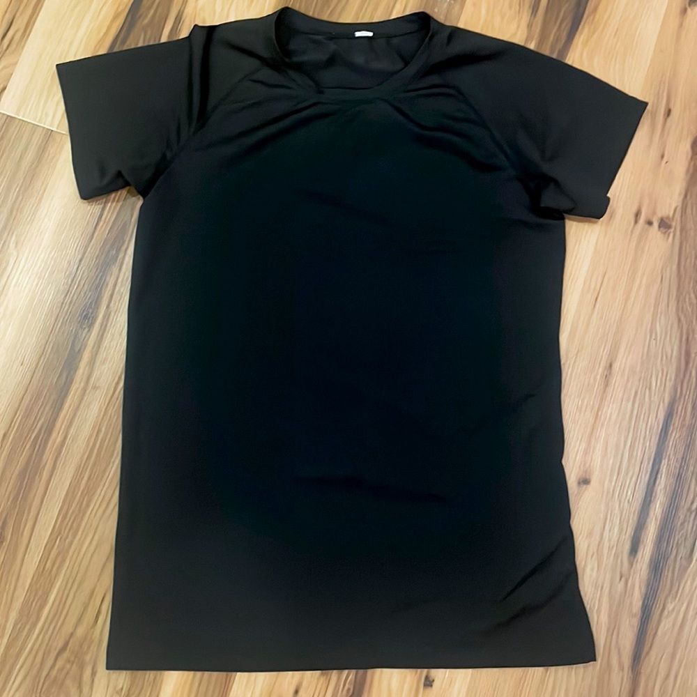 🖤BLACK LULULEMON TOP🖤